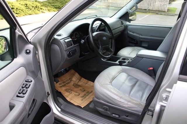 2005 Ford Explorer XLT ALL WHEEL DRIVE