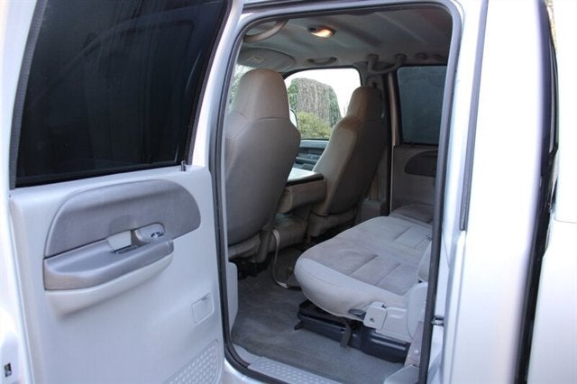 2004 Ford Super Duty F-250 Lariat