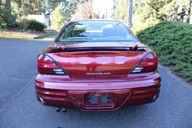 2002 Pontiac Grand Am SE1