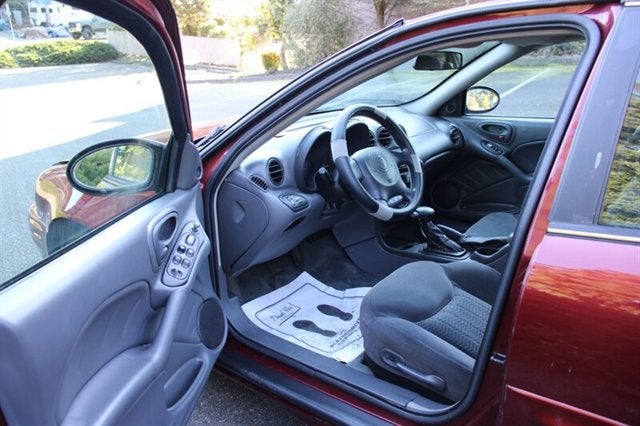 2002 Pontiac Grand Am SE1