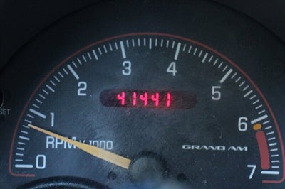 2002 Pontiac Grand Am SE1