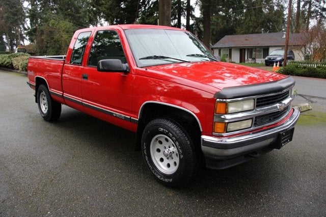 1995 Chevrolet C/K 1500 2dr K1500 Cheyenne 4X4