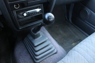 1996 Nissan Trucks 2WD XE 114K MILES