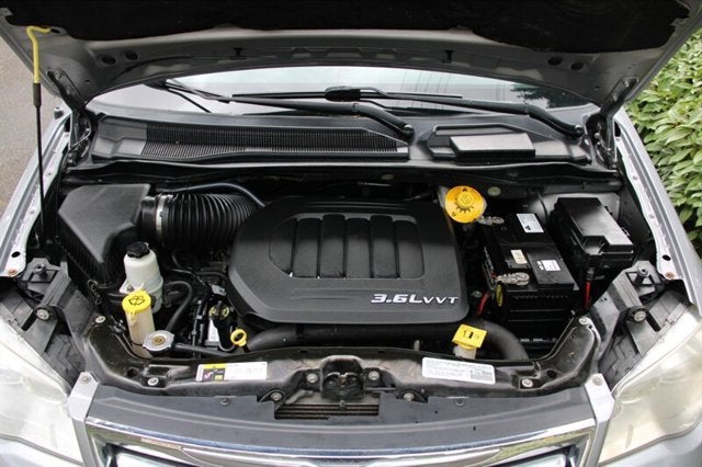 2014 Chrysler Town & Country Touring