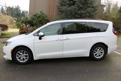 2020 Chrysler Voyager LXI