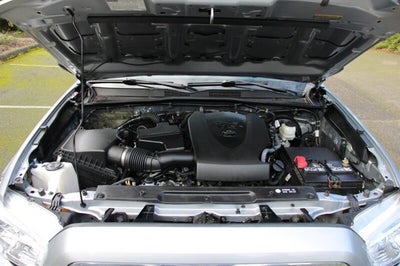 2019 Toyota Tacoma 4WD SR5 V6 ONE OWNER