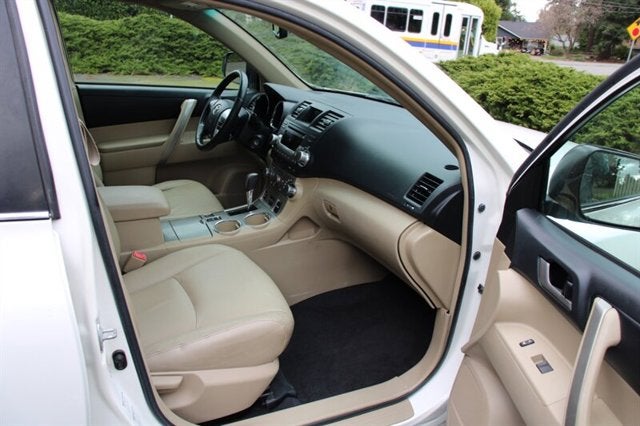 2012 Toyota Highlander SE ALL WHEEL DRIVE