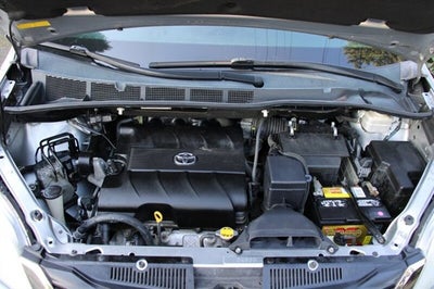 2011 Toyota Sienna LE 8-Passenger