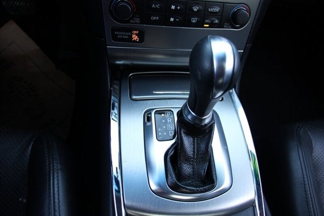 2011 INFINITI G25 Sedan x