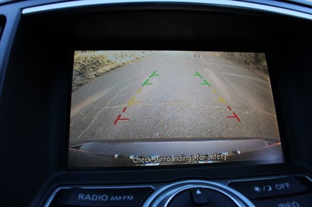 2011 INFINITI G25 Sedan x