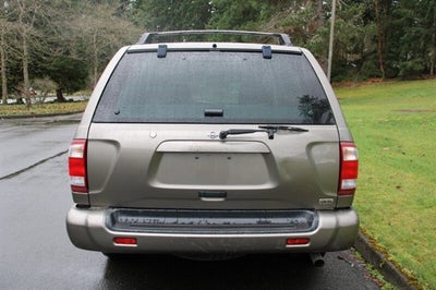 2001 Nissan Pathfinder LE
