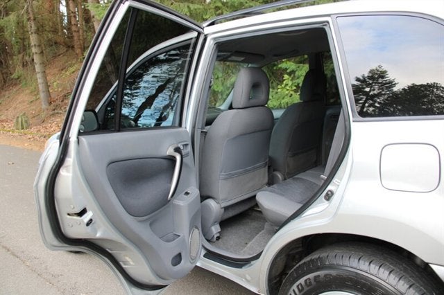 2002 Toyota RAV4 Base