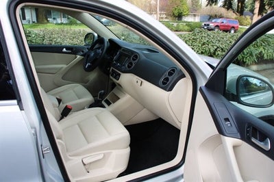 2012 Volkswagen Tiguan SE 4Motion